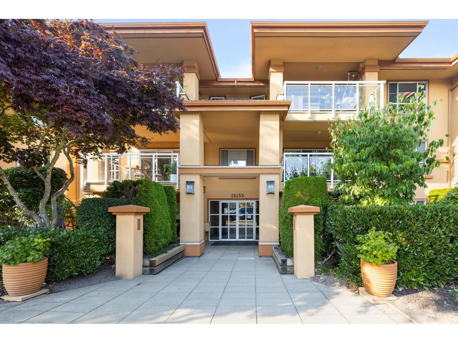 15155 22 Avenue Unit 210, Surrey, BC V4A 9T4