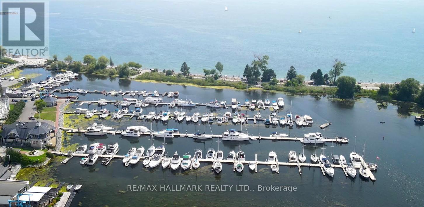 49 1295 Wharf St, Pickering, ON L1W 1A2