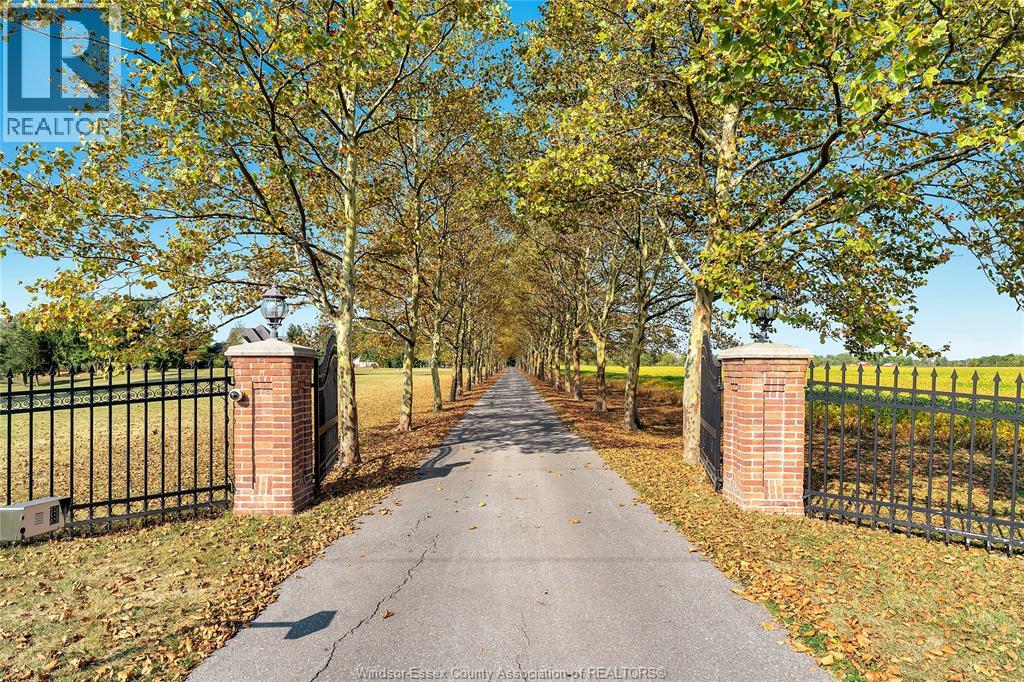 5938 Concession 5 N, Amherstburg, ON N9V 2Y9
