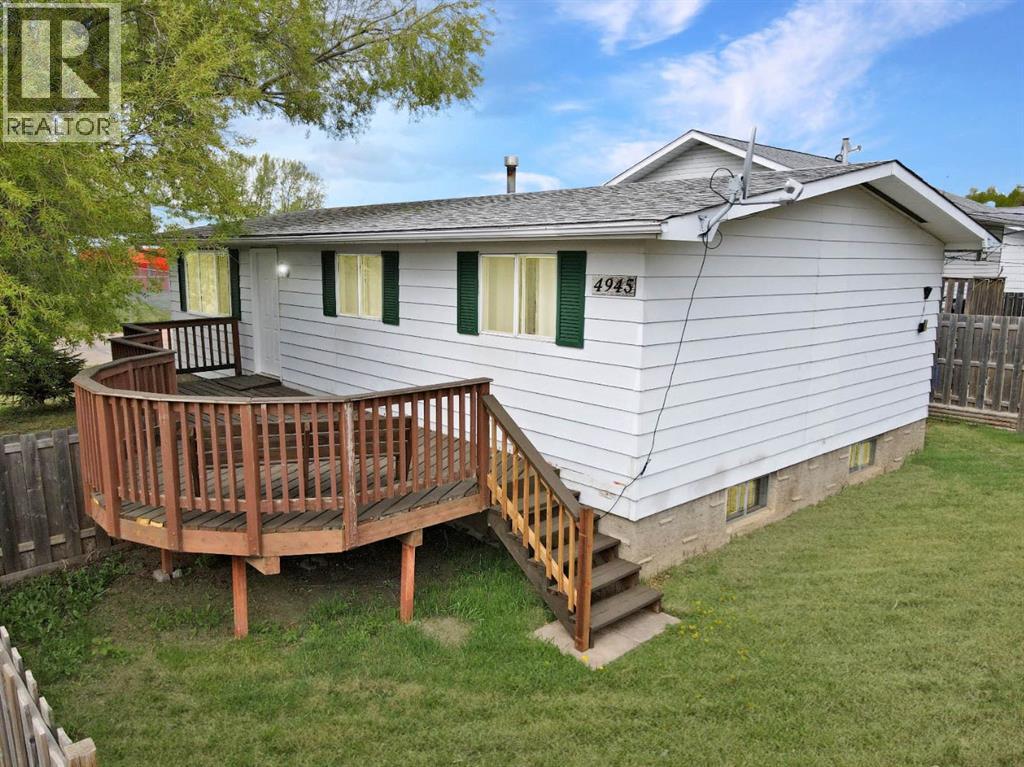 4945 60 Avenue, High Prairie, AB T0G 1E0