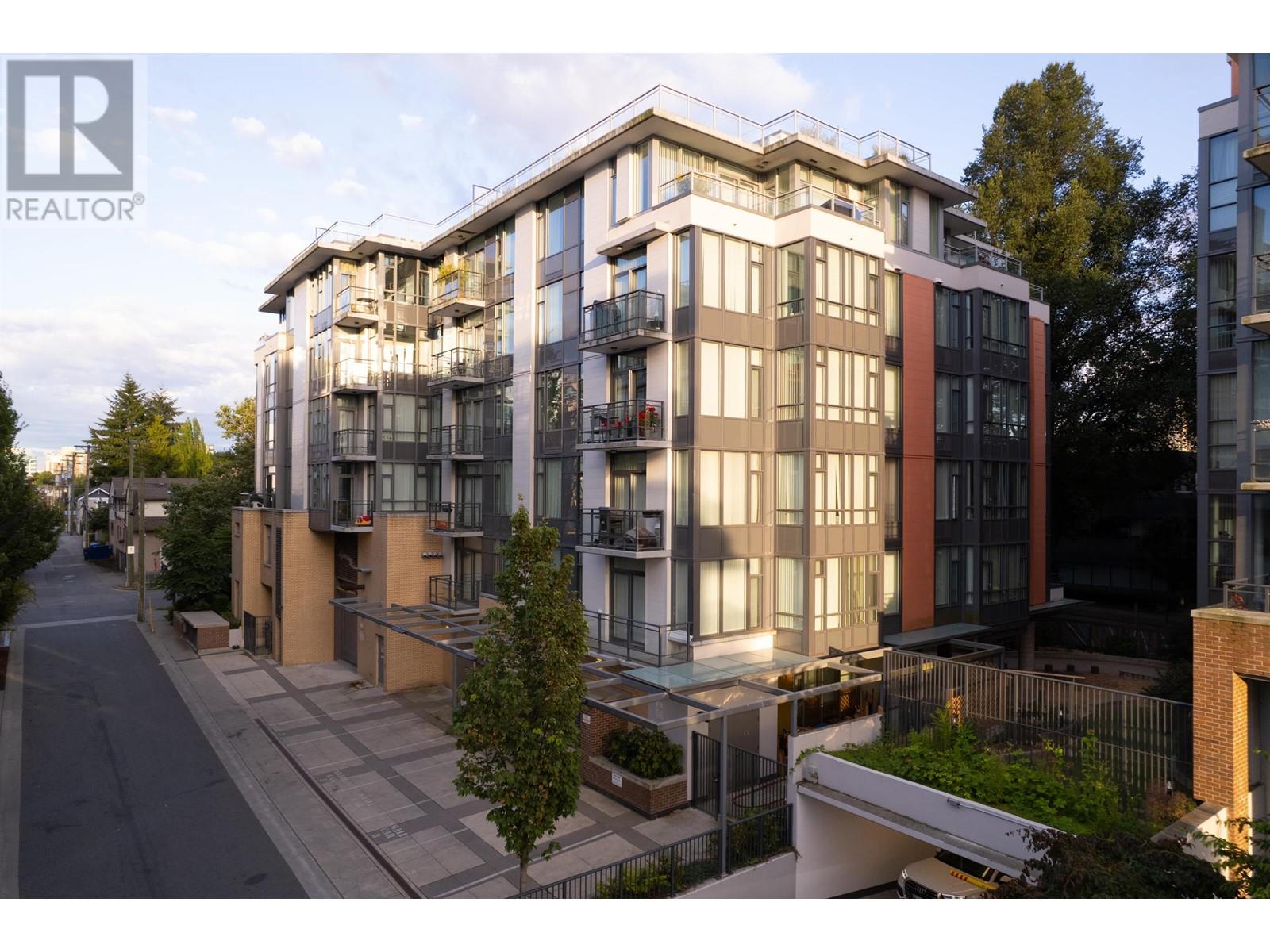 2565 Maple Street Unit 309, Vancouver, BC V6J 0C8