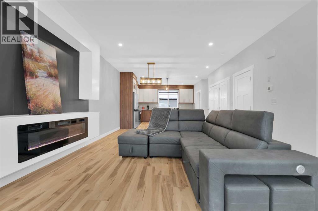 99 Avenue Se Unit 216, Calgary, AB T2J 0J1
