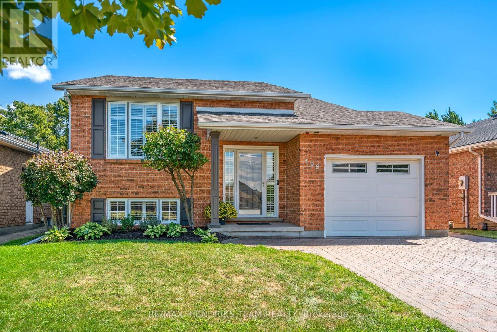 198 First Street Louth, St. Catharines, ON L2S 0A6
