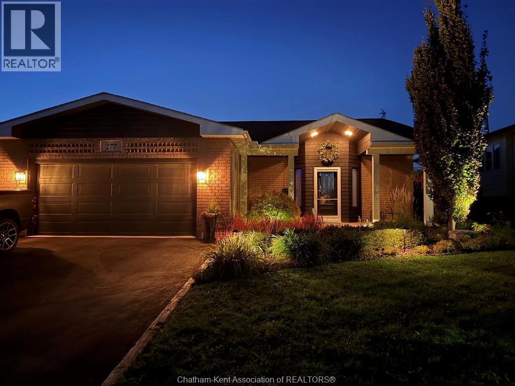 277 Bouffard Rd, Lasalle, ON N9J 1E9