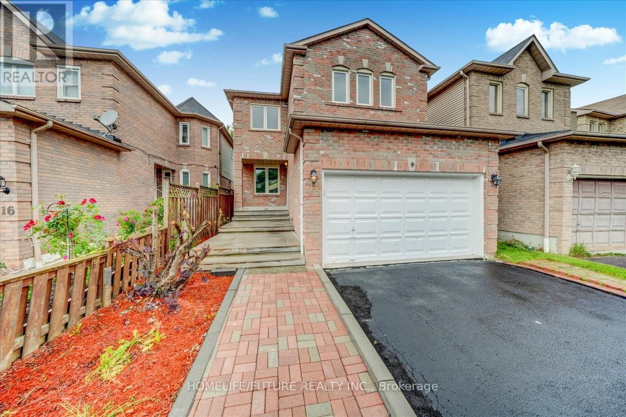 14 Knotty Pine Dr, Whitby, ON L1R 2J6