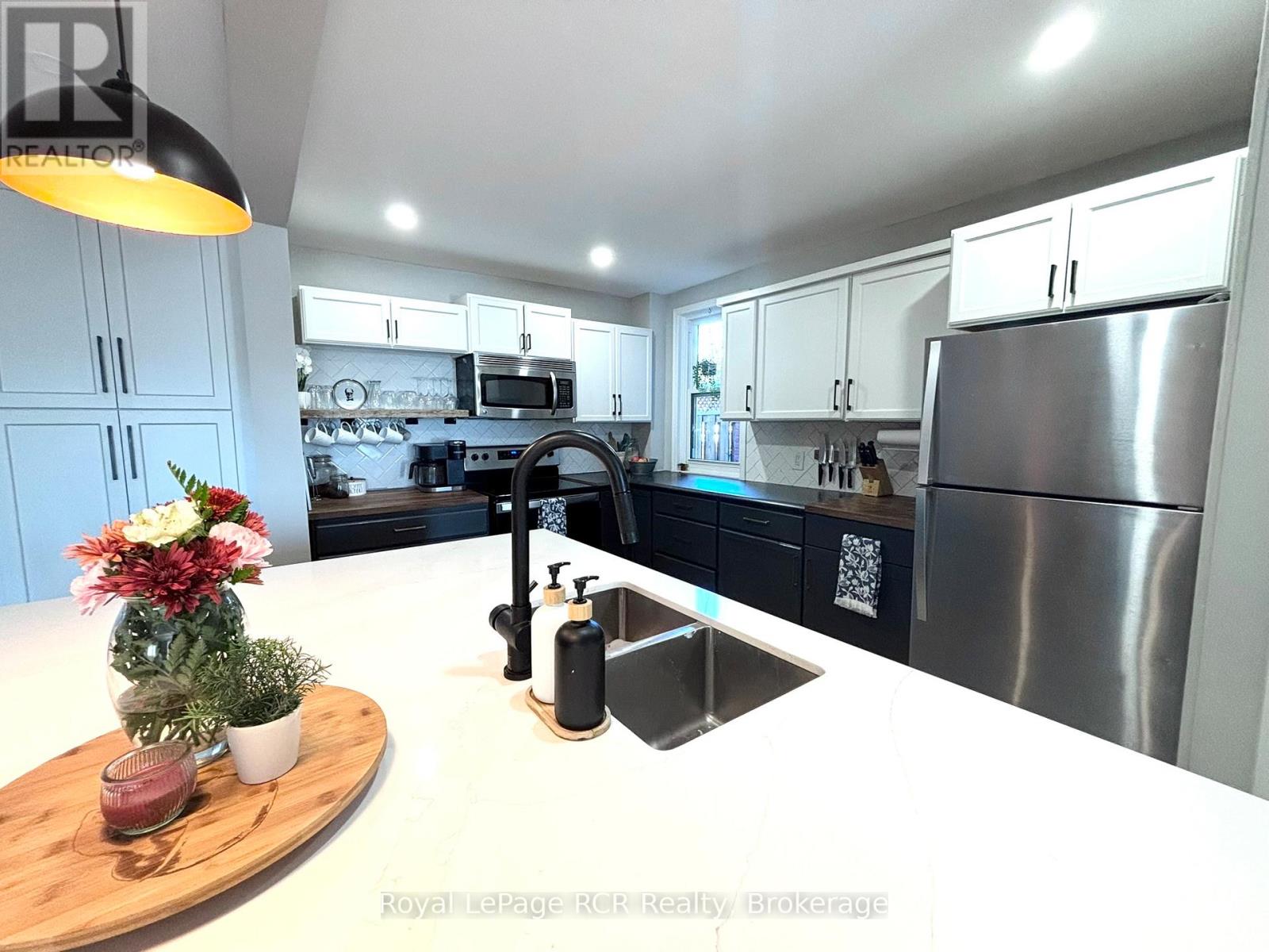 1186 2nd Avenue West, Owen Sound, ON N4K 4N2