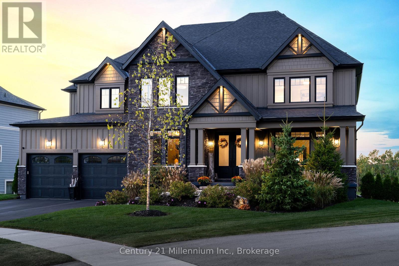 138 Creekwood Ct, Blue Mountains, ON L9Y 0V1