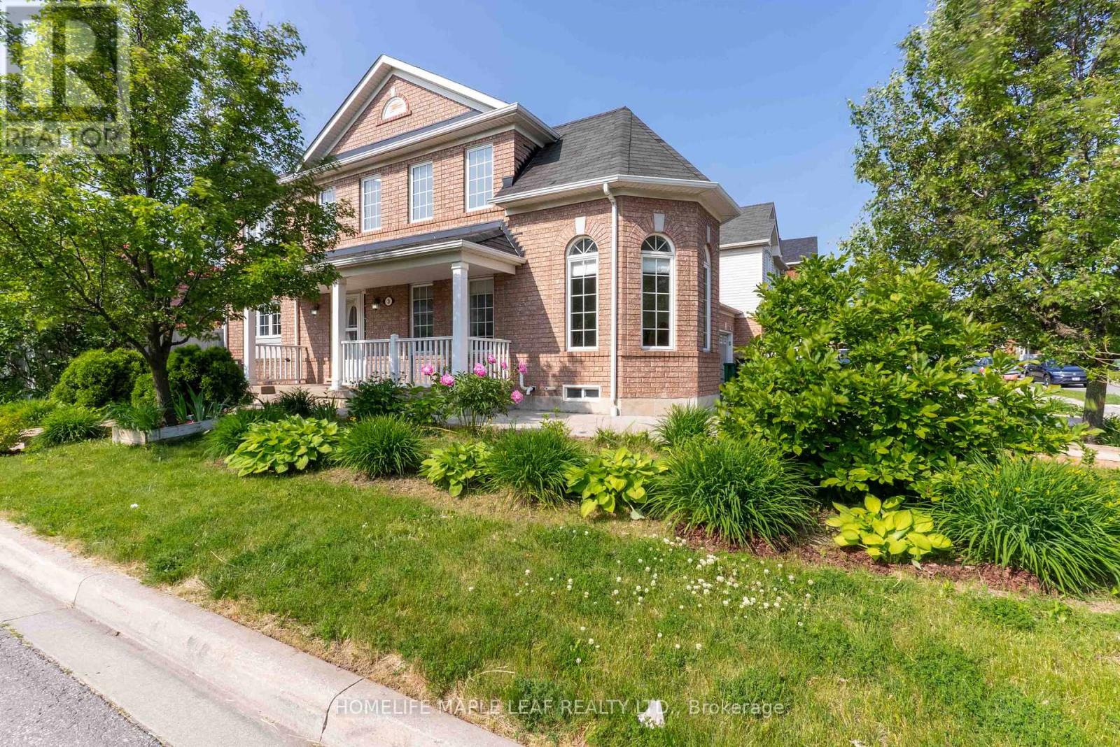 3 Decker Hollow Cir, Brampton Credit Valley, ON L6X 0L1