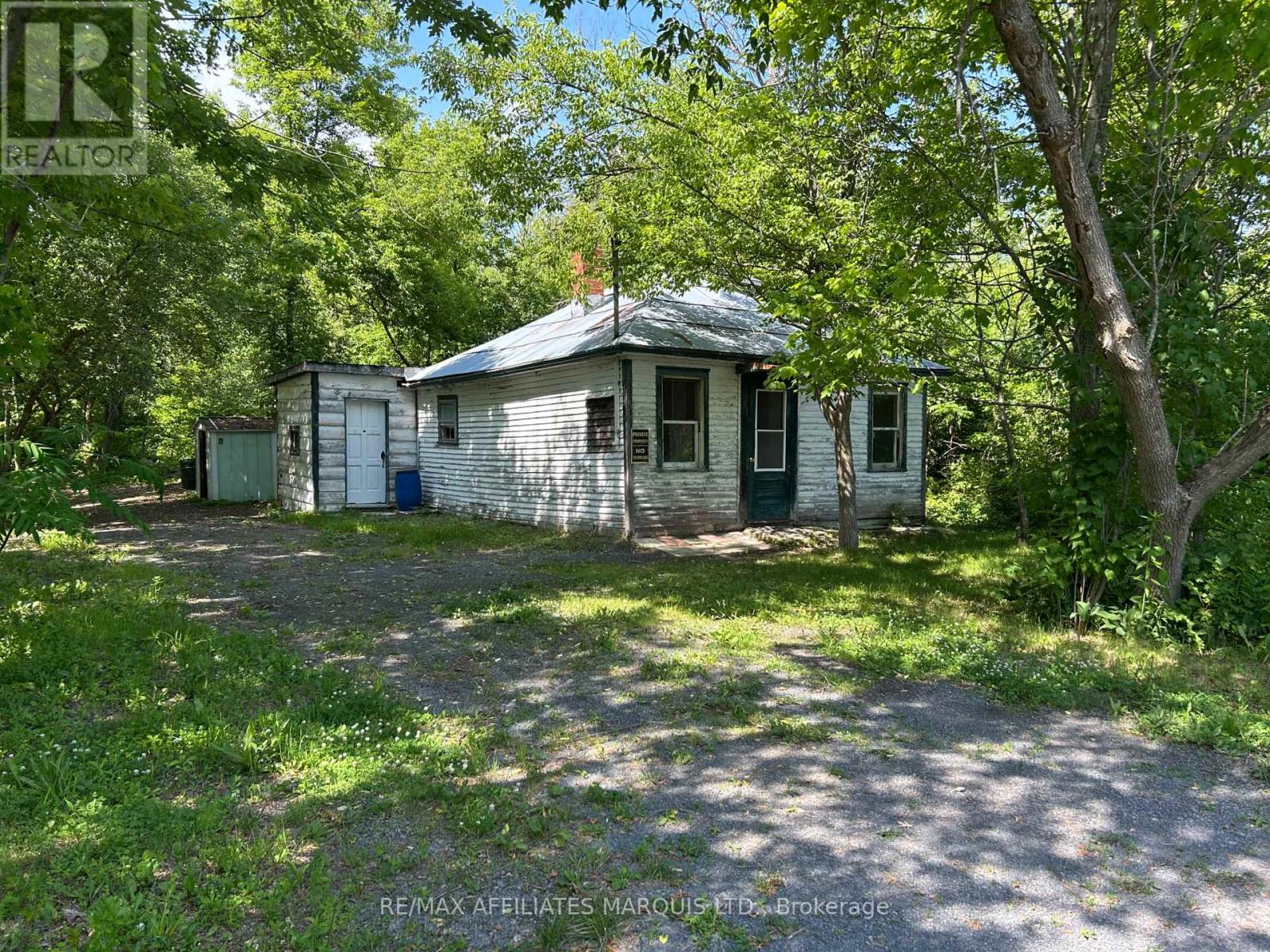 16517 Black River Rd, South Stormont, ON K0C 1R0