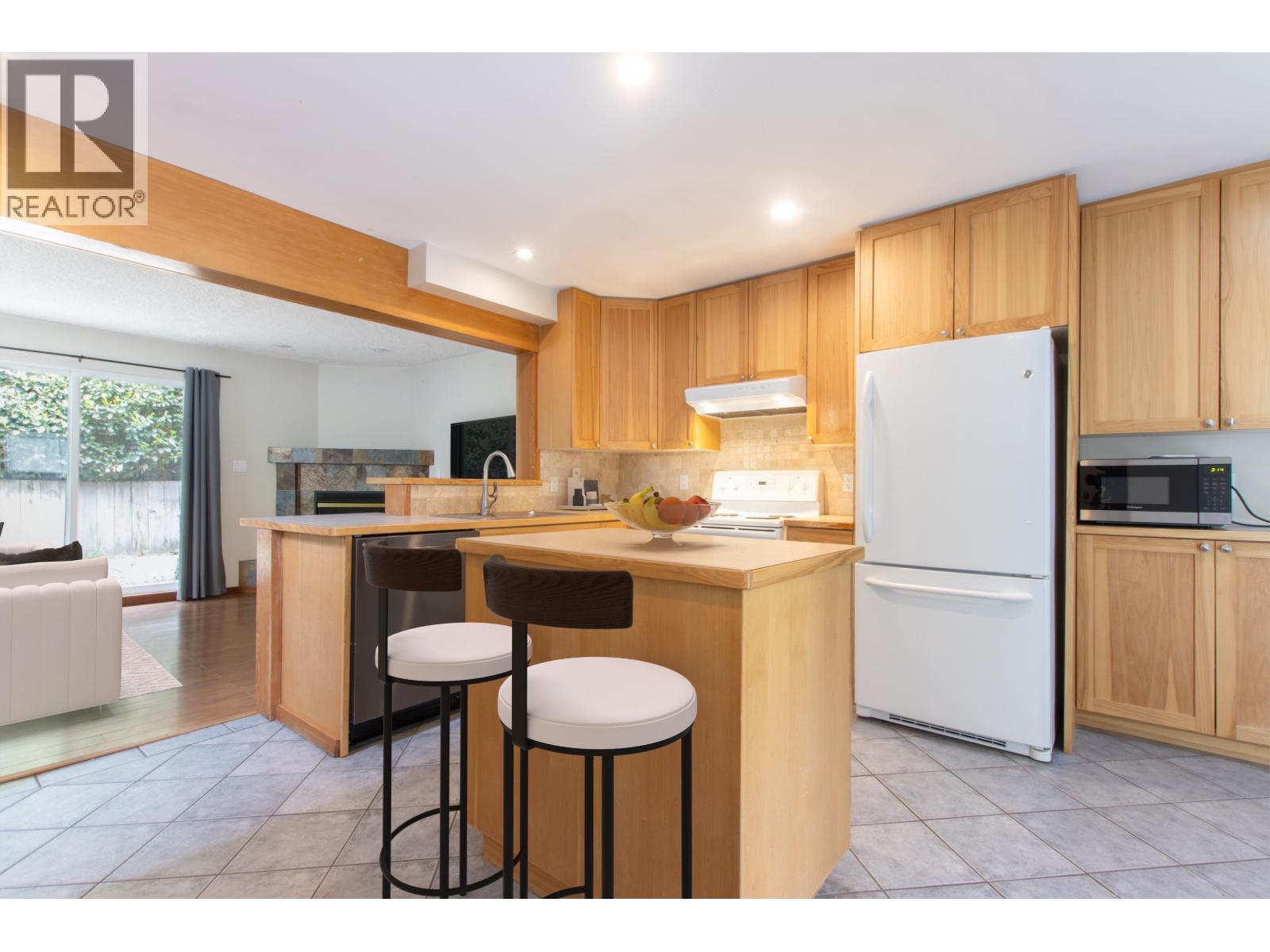39828 No Name Rd, Squamish, BC V8B 0E7