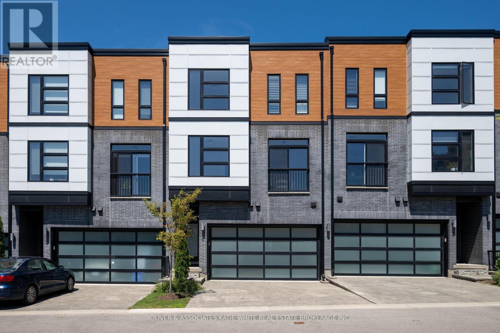 6 231 Callaway Rd, London, ON N6G 0N8
