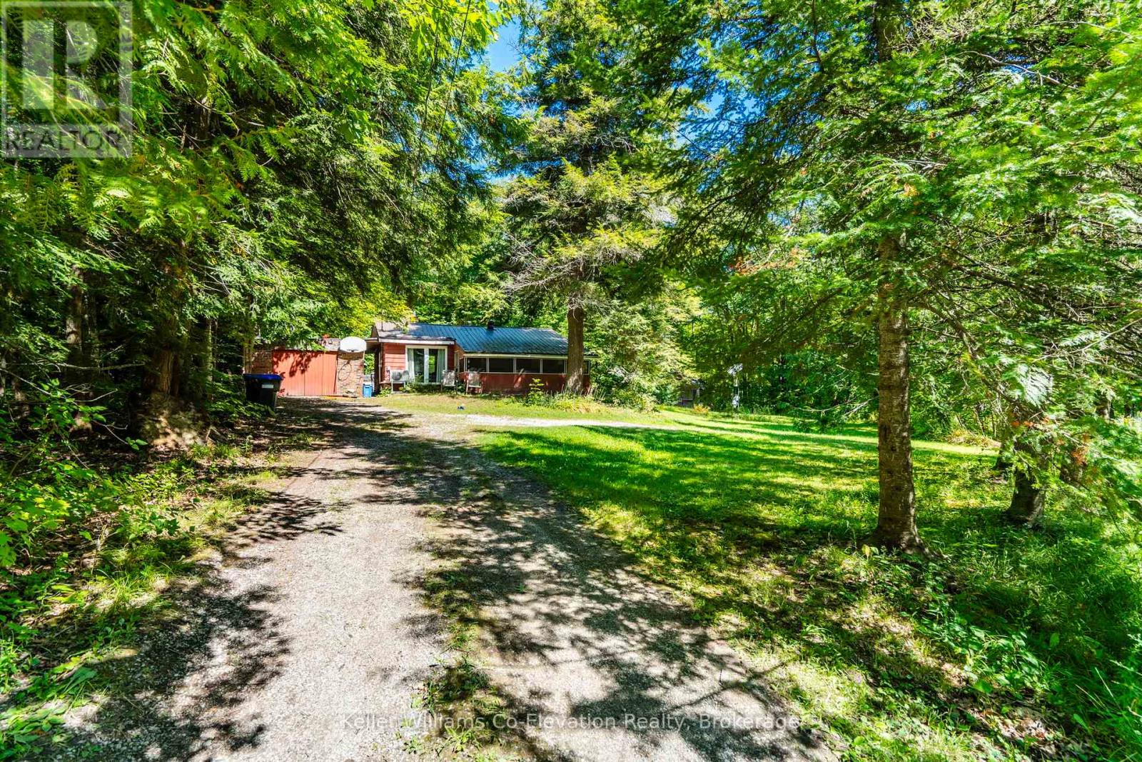1840 Island Rd, Severn, ON L0K 1E0