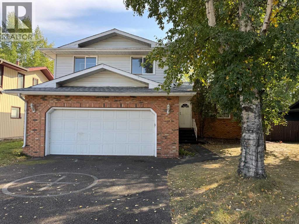 65 Wiltshire Blvd, Red Deer, AB T4N 6L2