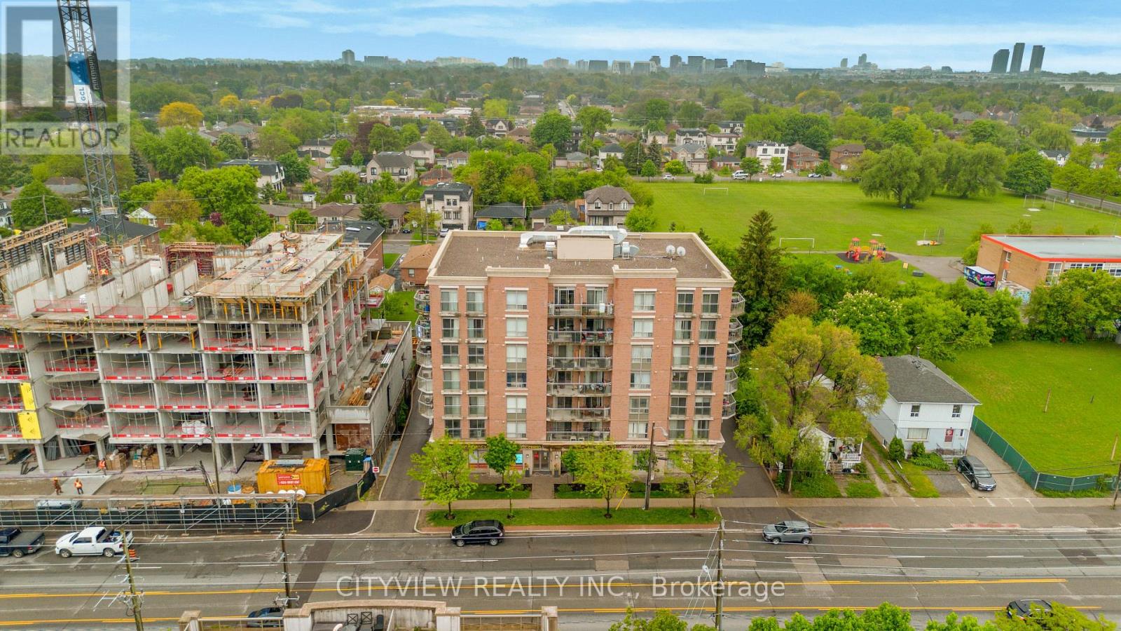 307 801 Sheppard Ave W, Toronto, ON M3H 0A8