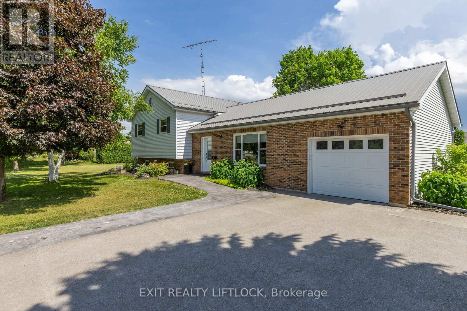 35 Keene Dr, Otonabee-South Monaghan, ON K0L 2G0