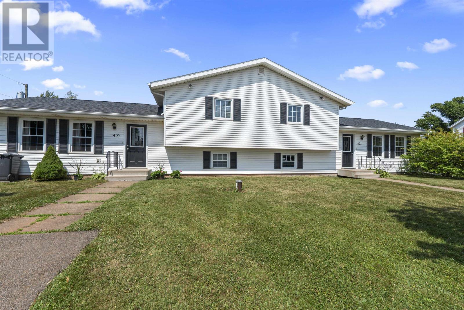 419-421 Bunbury, Stratford, PE C1B 3M4