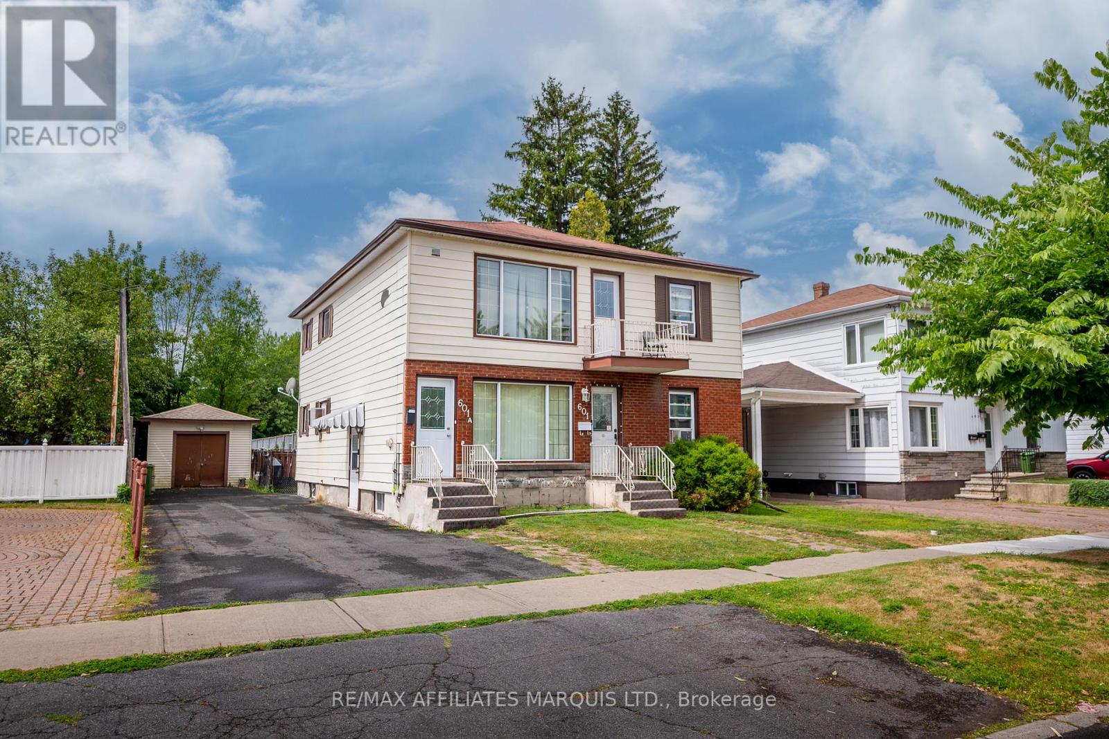 601 St Felix St, Cornwall, ON K6H 5B4