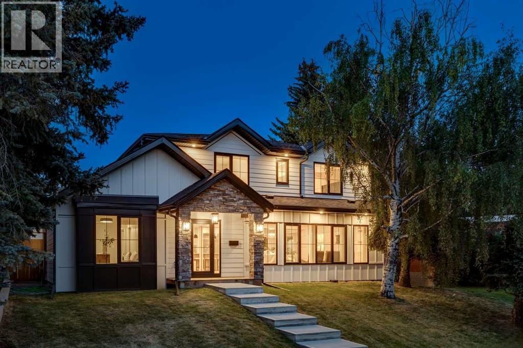 5108 Baines Rd NW, Calgary, AB T2L 1V1