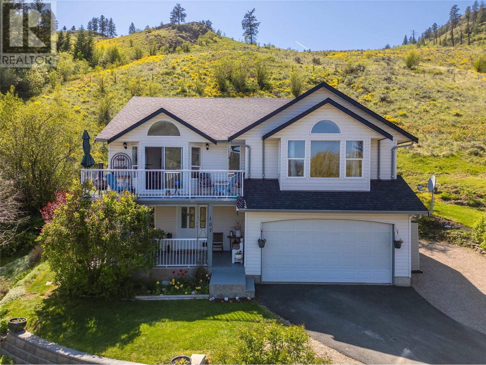 107 Uplands Dr, Kaleden, BC V0H 1K0