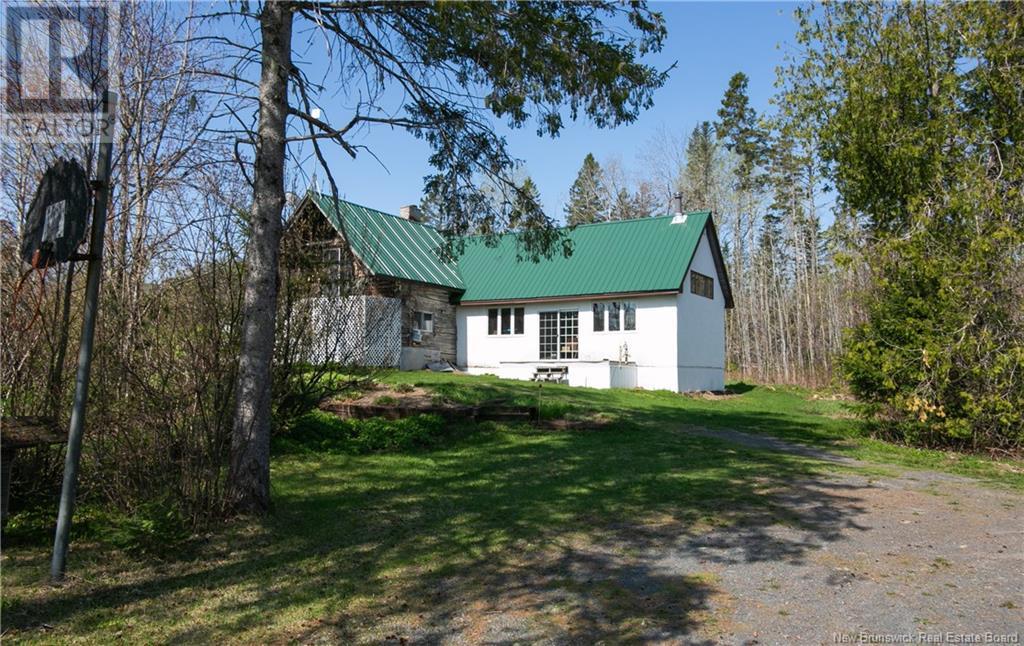 195 Centreville Rd, Cross Creek, NB E6B 2H5