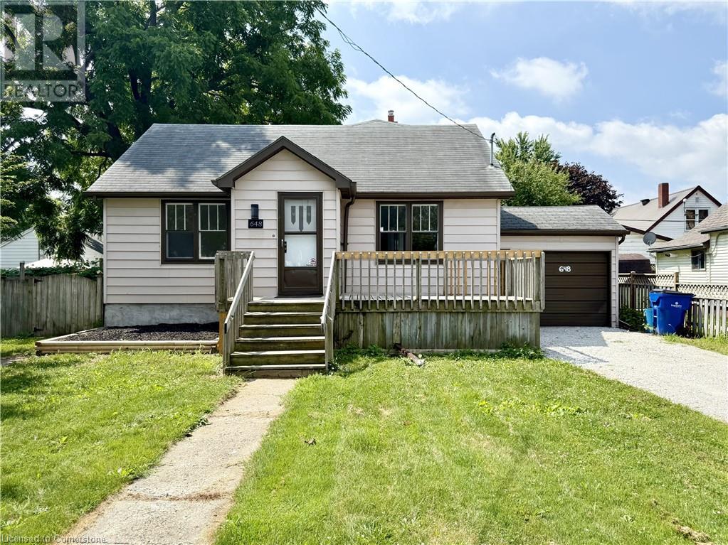 648 Wallace St, Chatham-Kent, ON N8A 1K5