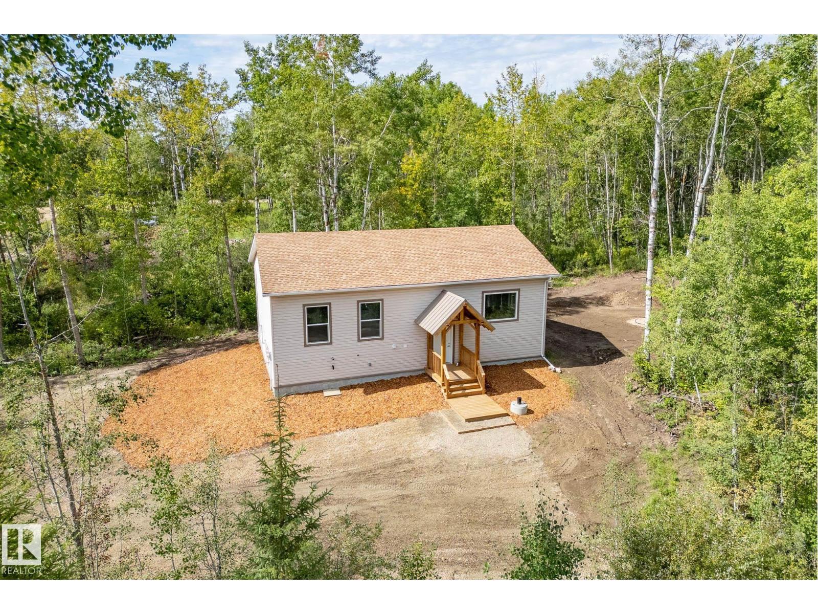 4008 Nakamun Dr, Rural Lac Ste. Anne County, AB T0E 1V0