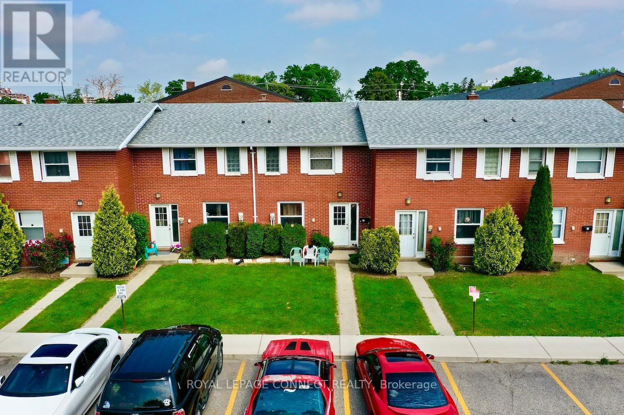 4 39 Orchard Pl, Chatham-Kent, ON N7M 1A7