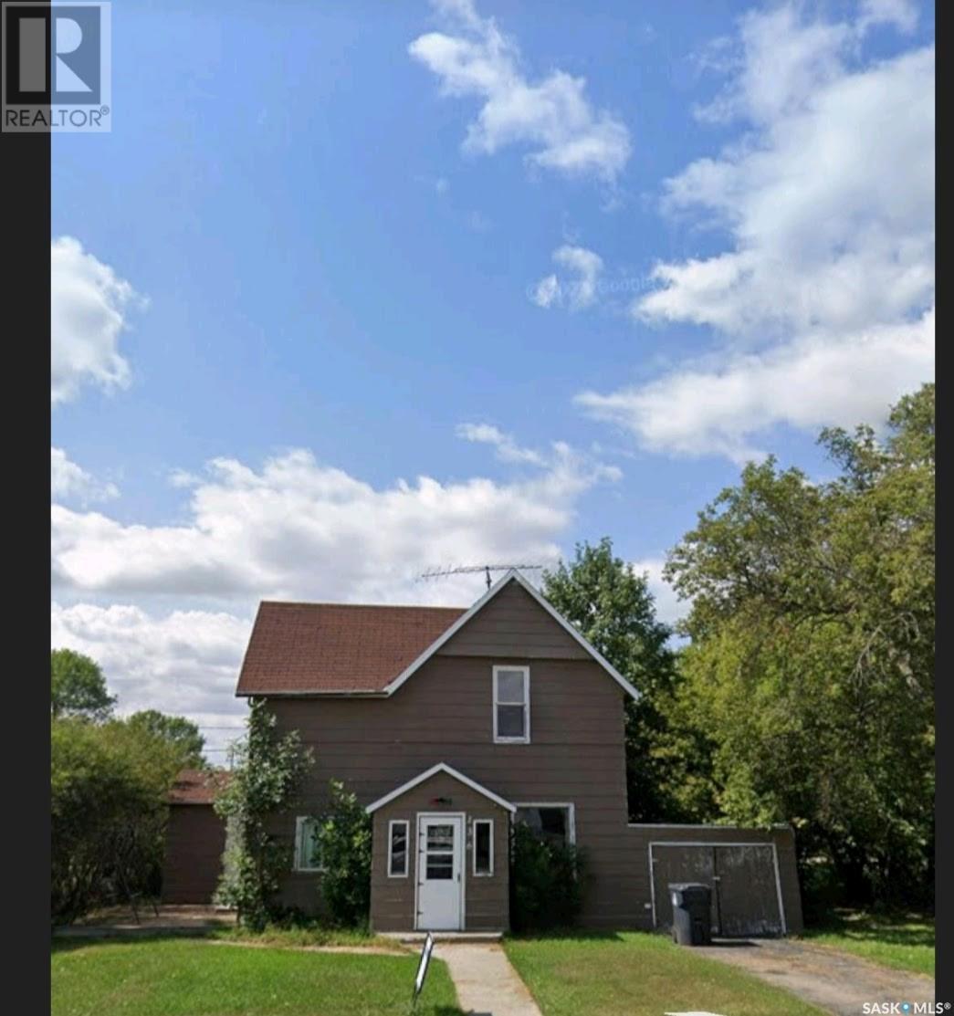 136 Broadway St, Carievale, SK S0C 0P0