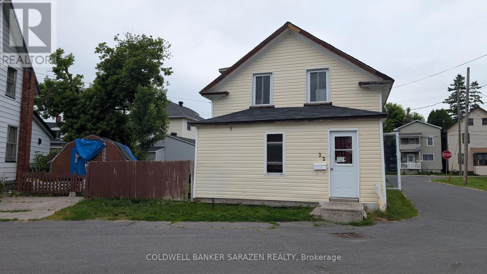 22 Race St, Cornwall, ON K6H 1G4