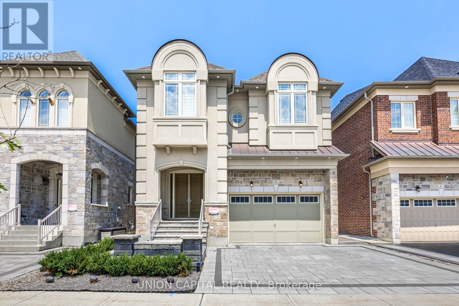 8 Drizzel Cres, Richmond Hill, ON L4E 0G9