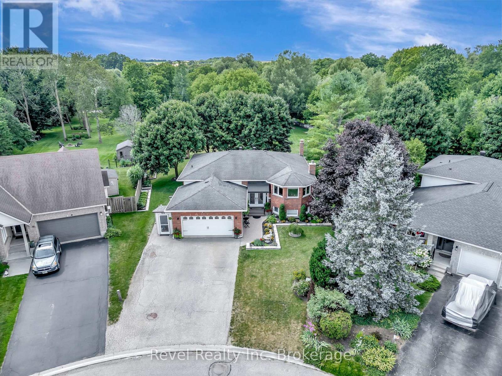 120 Fennel St, Blandford-Blenheim, ON N0J 1S0