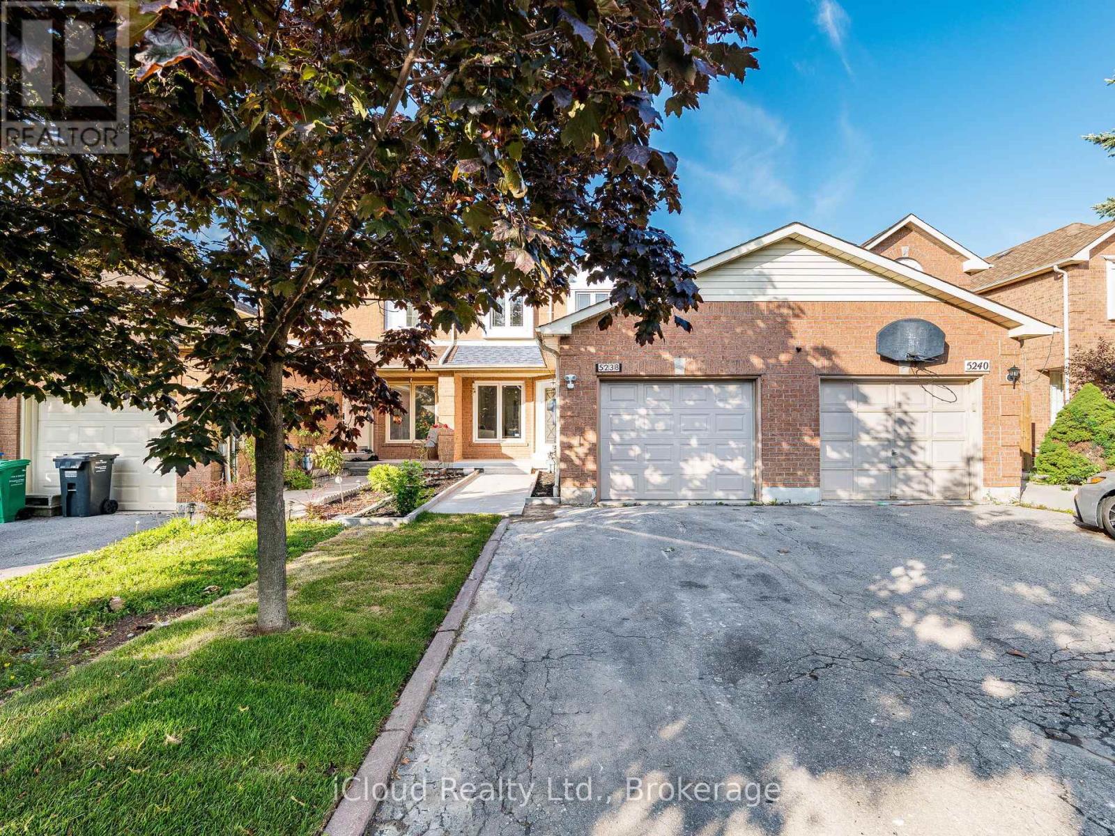 5238 Alicante St, Mississauga, ON L5V 1S9