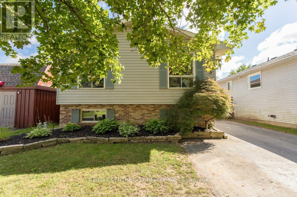 55 Melanie Dr E, Aylmer, ON N5H 3G6
