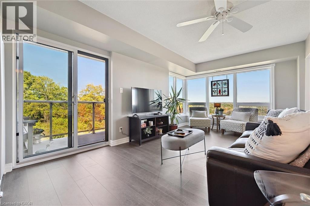 237 King Street W Unit 703, Cambridge, ON N3H 5L2