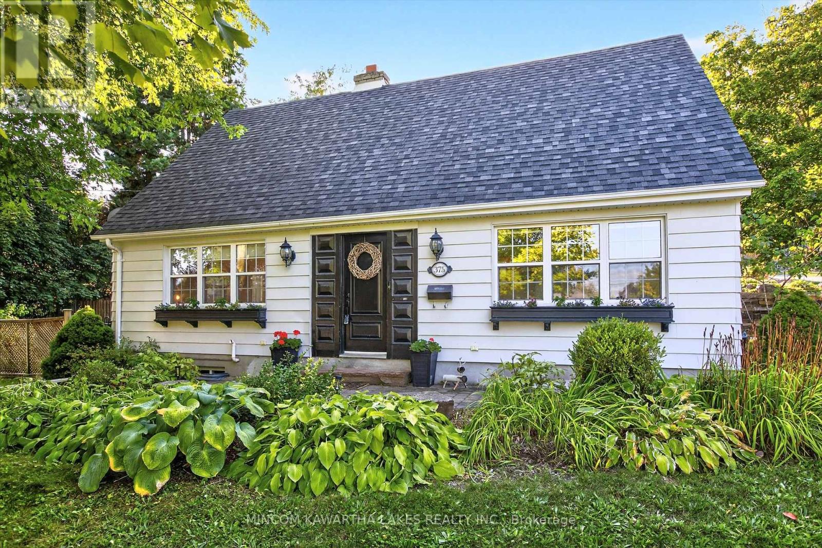 375 Albertus Ave Ward 3 Ave, Peterborough, ON K9J 5Z7
