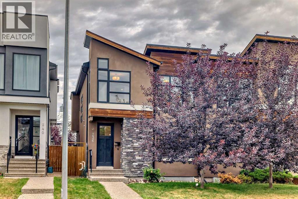25 Avenue Nw Unit 236, Calgary, AB T2M 2A5