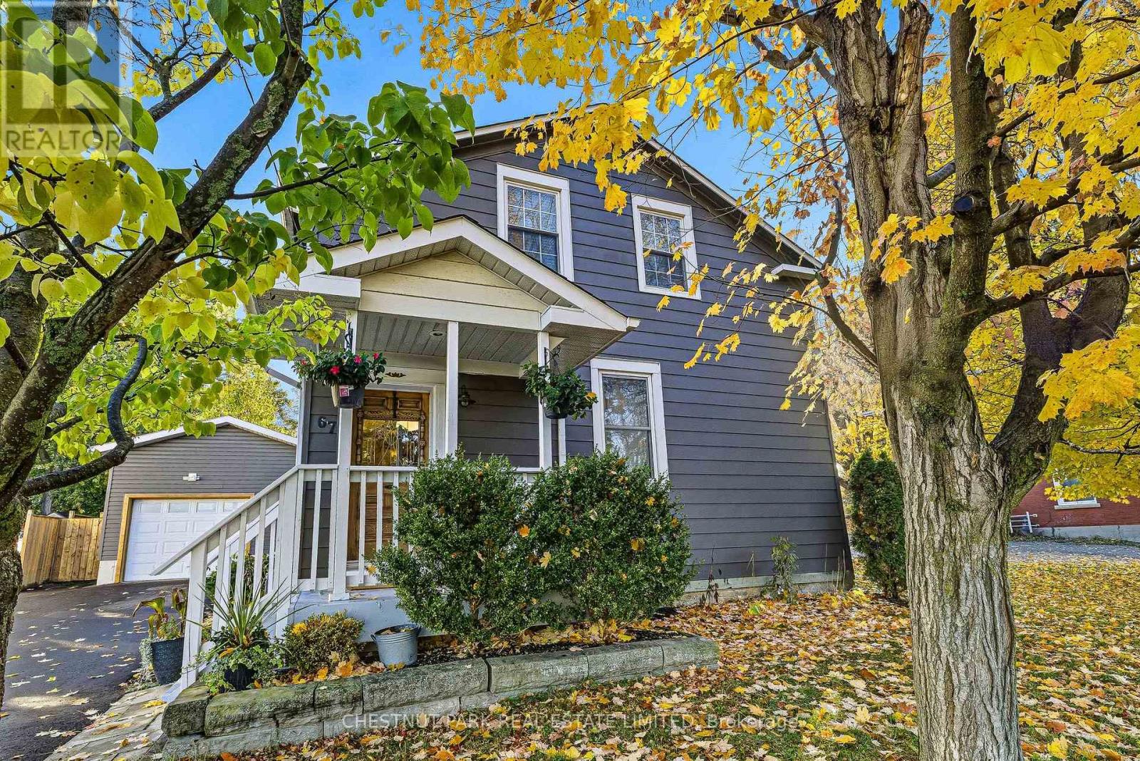 67 Main St S, Uxbridge, ON L9P 1J4
