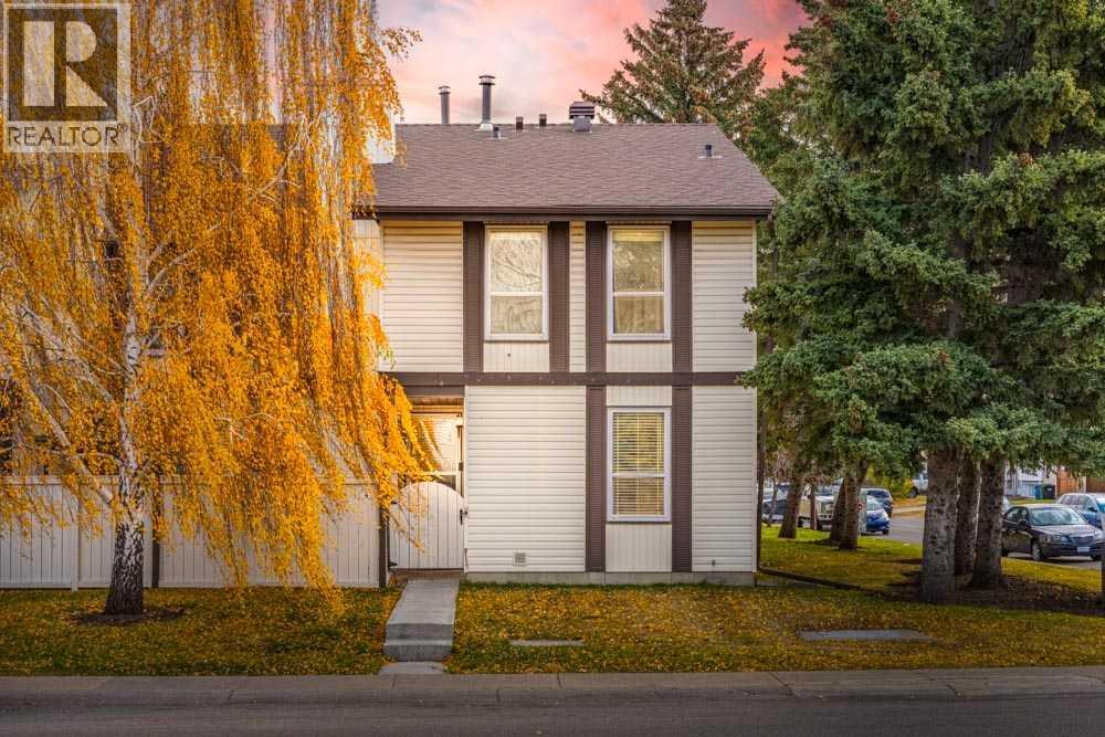 3200 60 Street Ne Unit 4, Calgary, AB T1Y 4K8