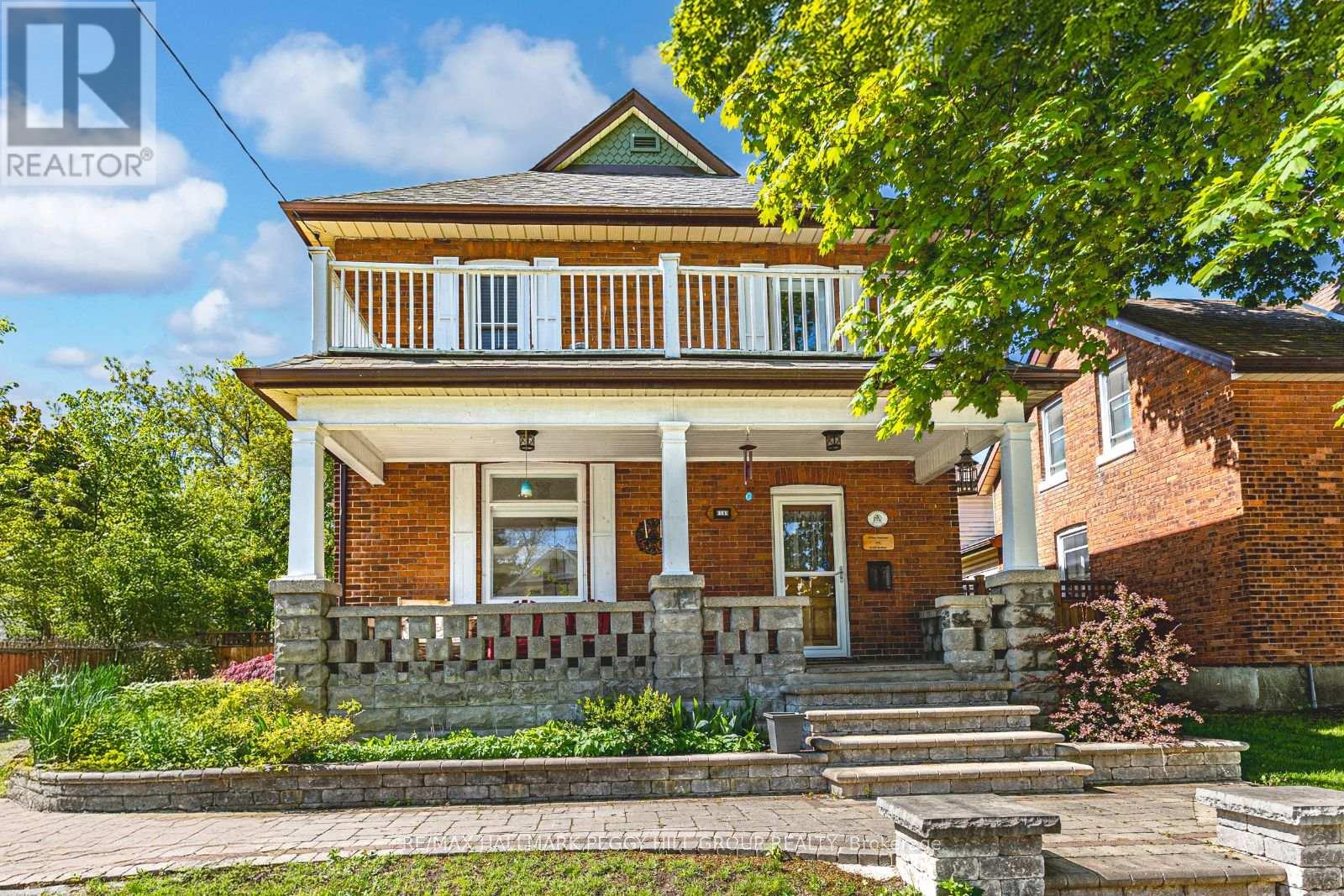 14 Cumberland St, Barrie, ON L4N 2P3