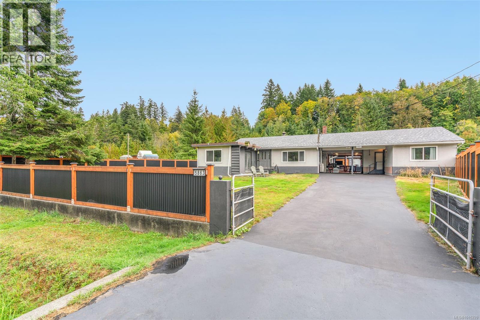 5863 Grandview Rd, Port Alberni, BC V9Y 8W1