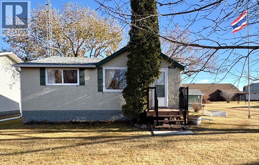 216 Sanden St, Bawlf, AB T0B 0J0