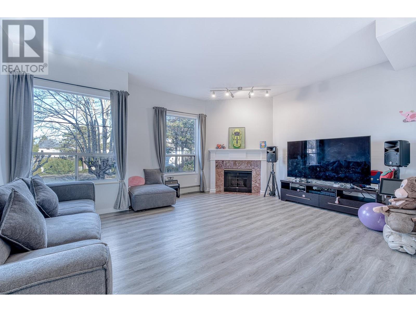 7380 Minoru Boulevard Unit 19, Richmond, BC V6Y 1Z5