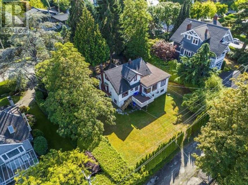 1775 Cedar Cres, Vancouver, BC V6J 2R1
