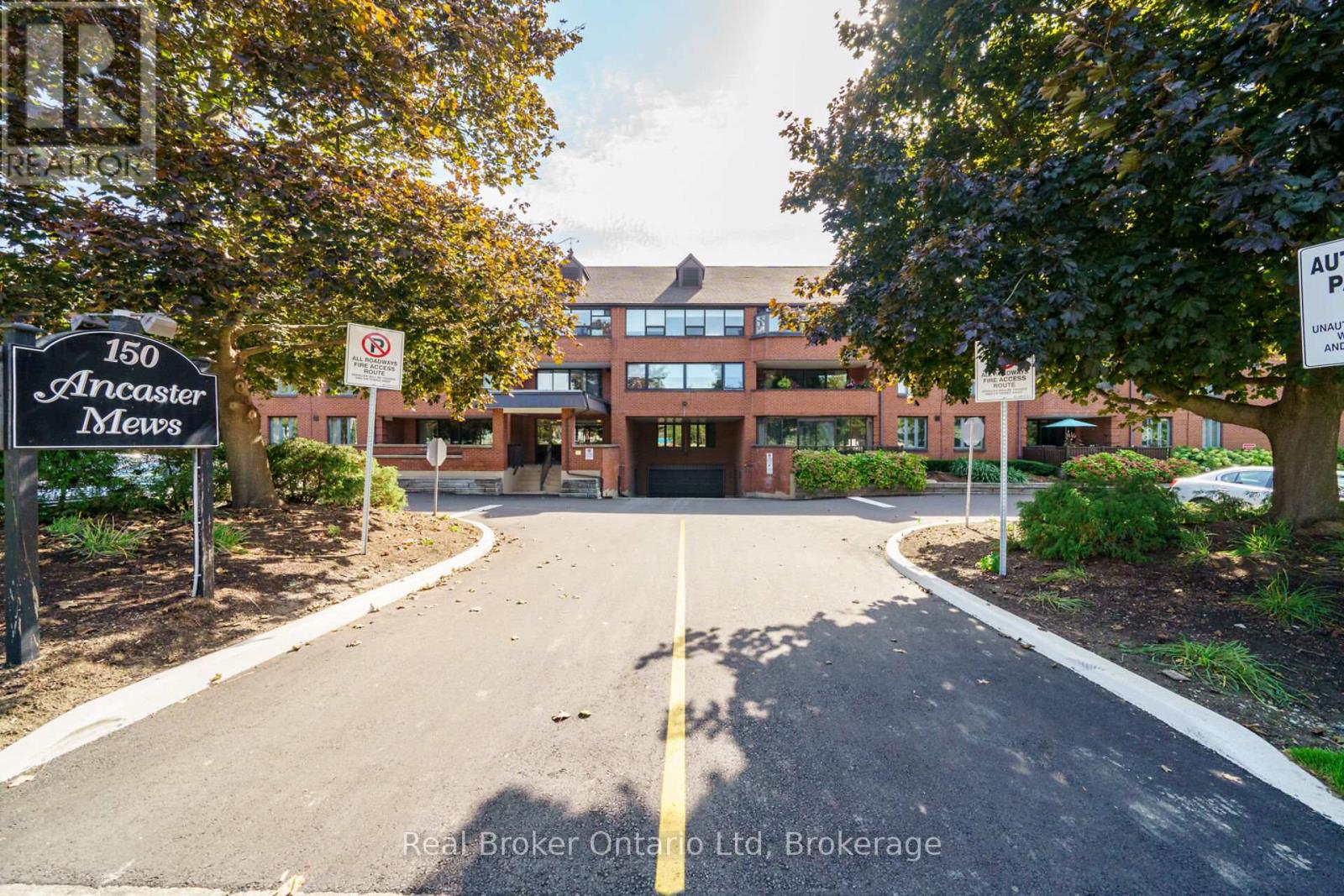 314 150 Wilson St W, Hamilton Ancaster, ON L9G 4E7