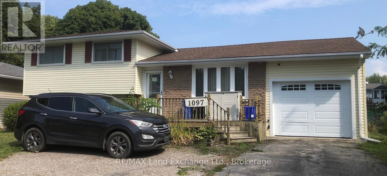 1097 Williamsburg St, Kincardine, ON N2Z 2G4