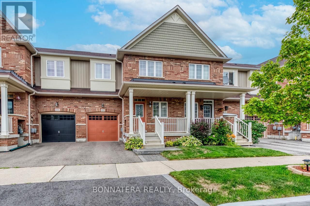 654 Murray Meadows Pl, Milton, ON L9T 0Y9