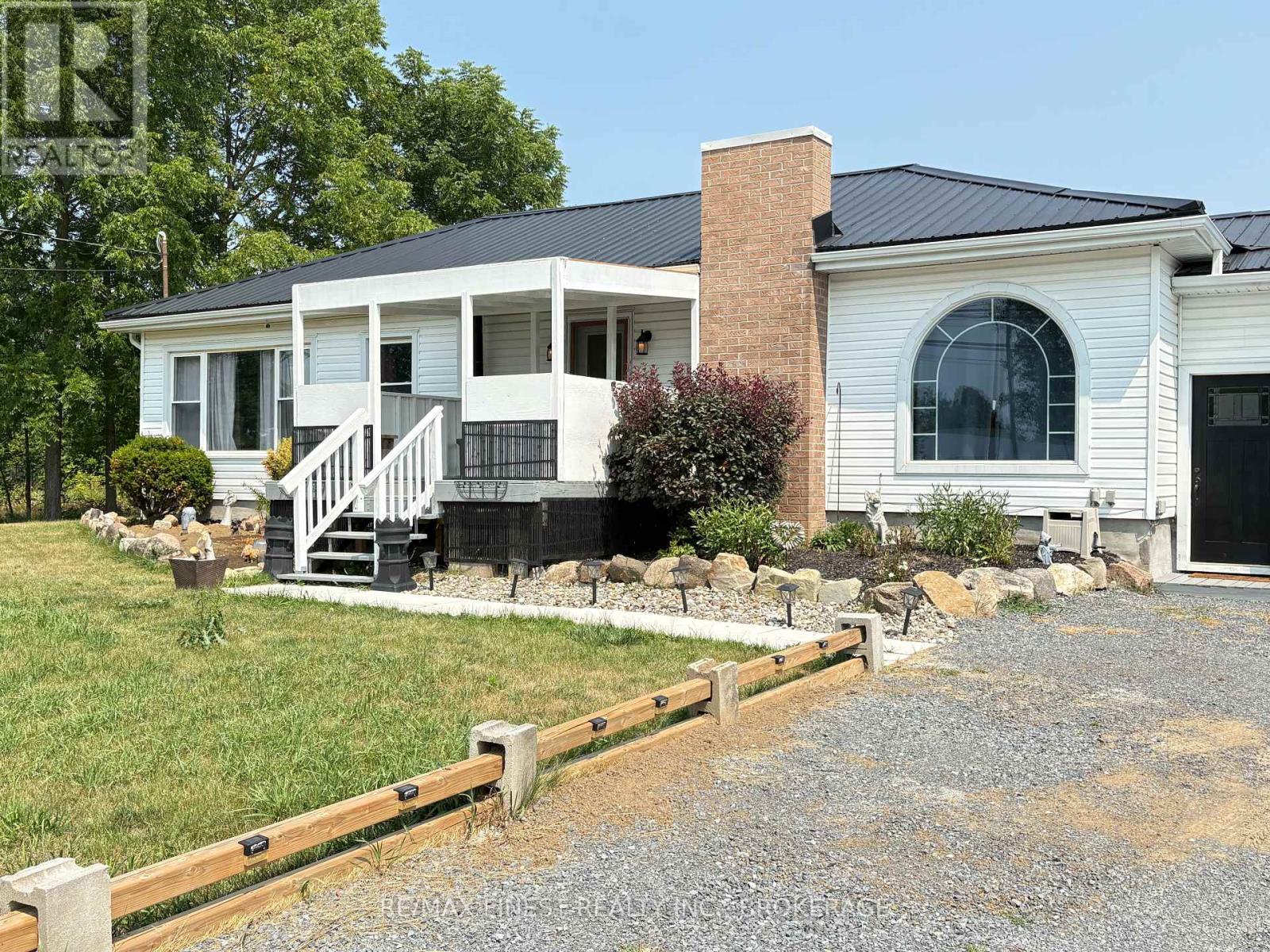 5008 Highway 38, South Frontenac, ON K0H 1V0