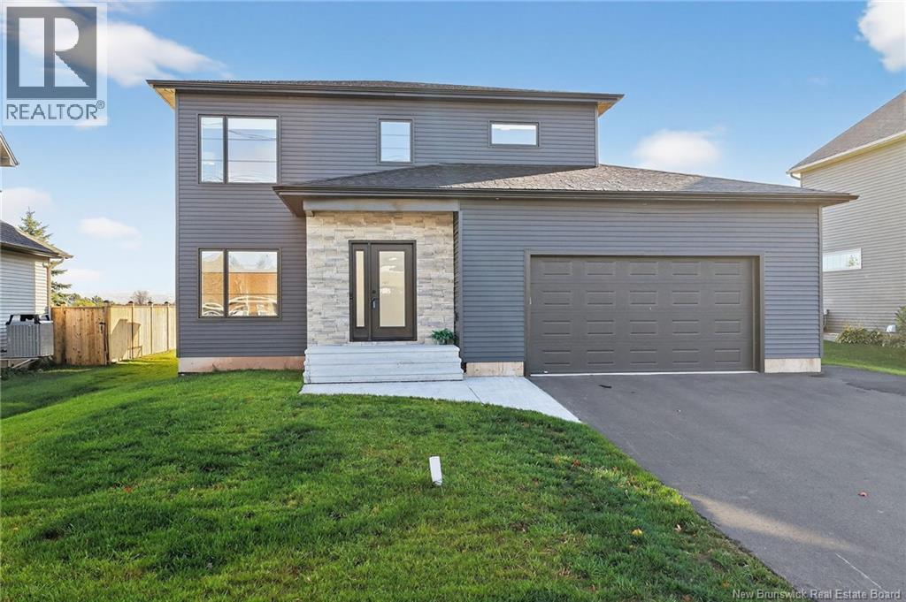 26 Cudmore St, Riverview, NB E1B 5E8