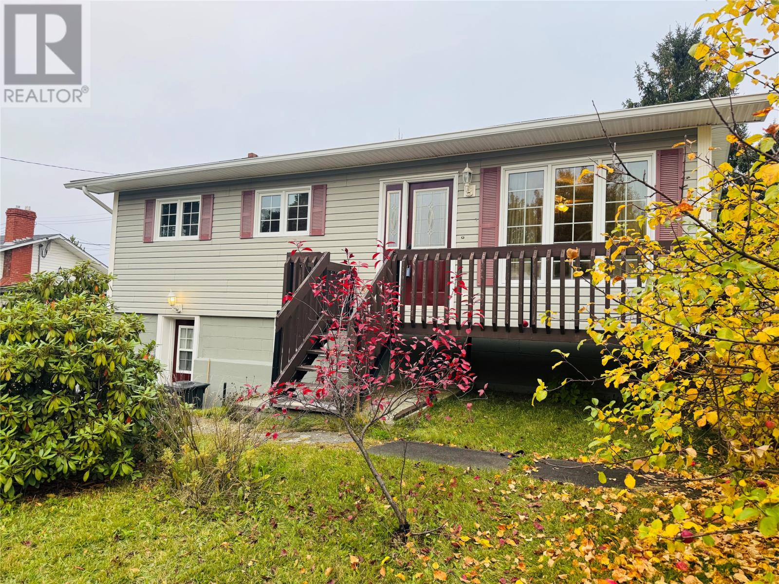 3 Kings Pl, Grand Falls - Windsor, NL A2B 1E3
