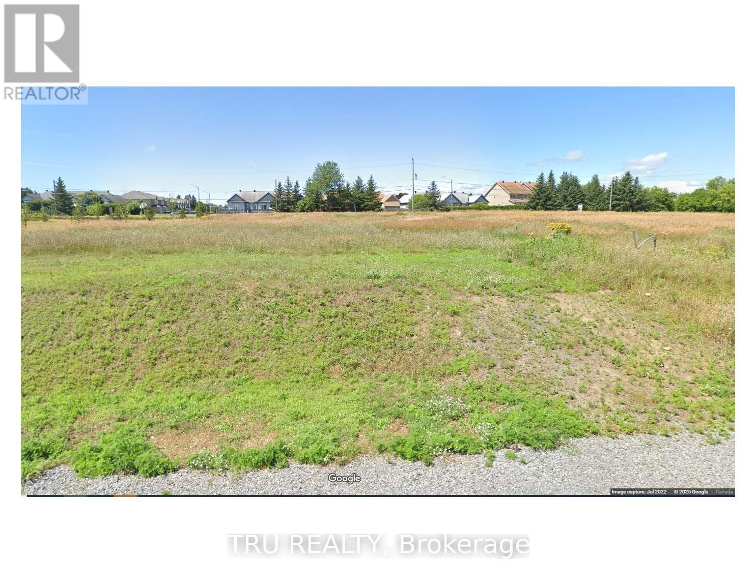 333 Shoreway Dr, Ottawa, ON K4P 1M7